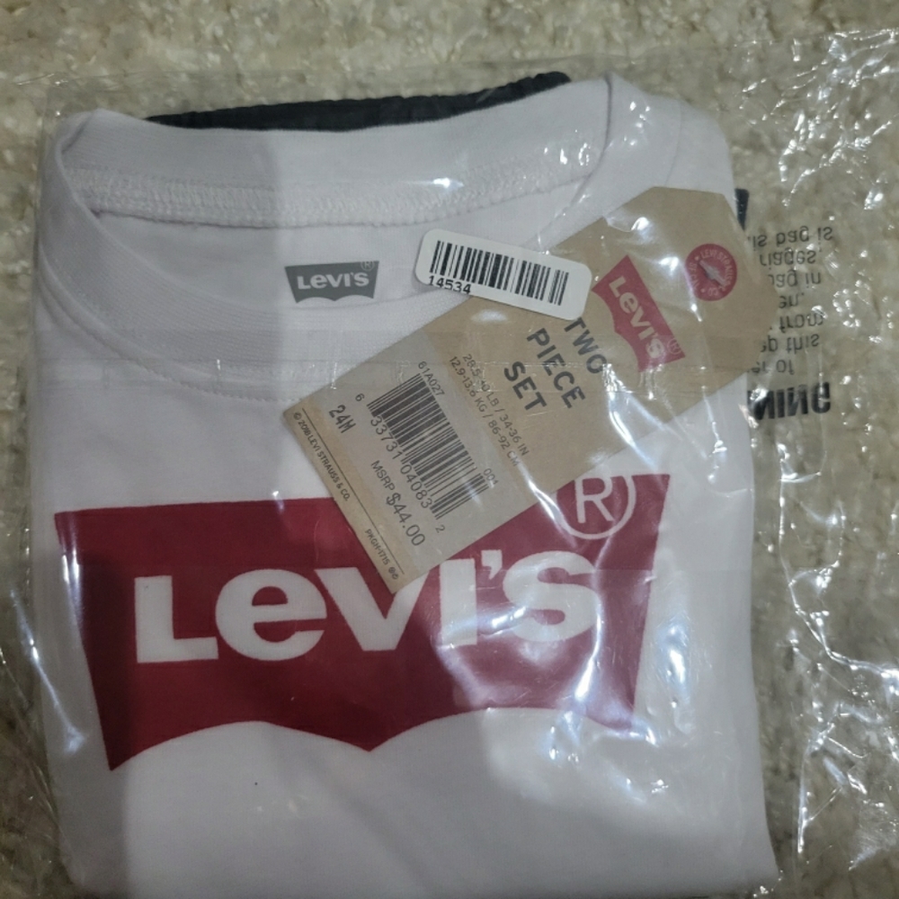 Levi's 2pc set - Picture 2 of 6
